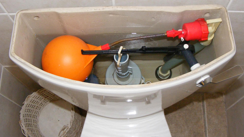 fixing-slow-toilet