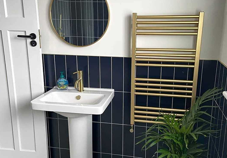 Blue Halfway Tiles for Small Bathroom